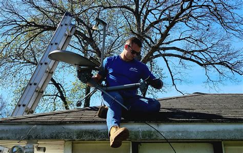 Satellite Dish & Antenna Removal in Chicago, Orland Park & Valpo