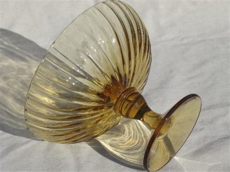 Vintage Amber Yellow Hand Blown Glass Fruit Stand Pedestal Bowl Compote