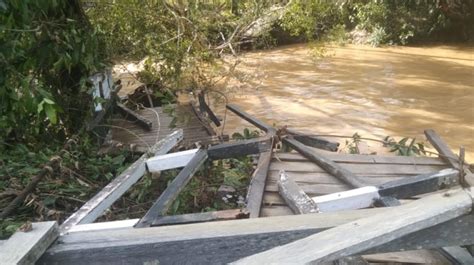 Banjir Bandang Melanda Tiga Kecamatan Di Melawi Kalimantan Barat