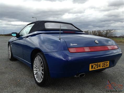 Alfa Romeo Spider Lusso T Spark V Blue