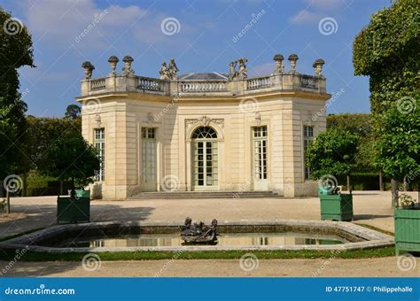 Marie Antoinette Estate in the Parc of Versailles Palace Editorial ...