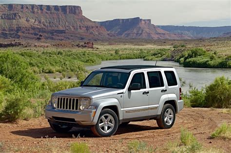 2011 Jeep Liberty Review Specs Pictures Price MPG