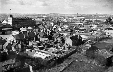 Brierley Hill 1976 A View Of Brierley Hill From The Delph Flickr