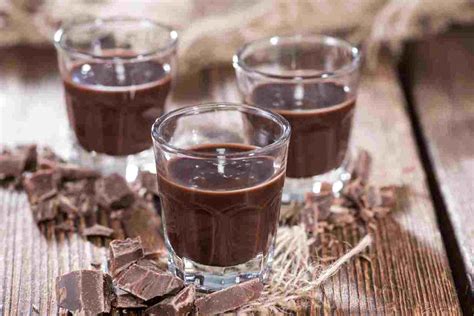 Liquore Al Cioccolato Fatto In Casa Senza Latte Da Gustare In Compagnia