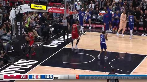 Terance Mann with a dunk vs the Chicago Bulls - Yahoo Sports