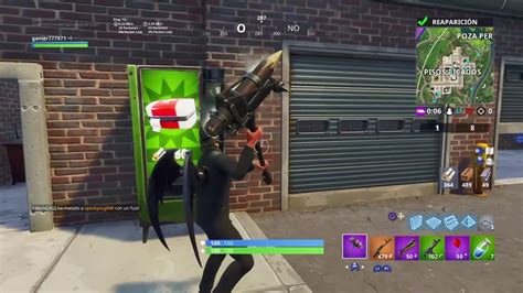 Busco Una Pistola En Pisos Picados Y Fortnite Battle Royale