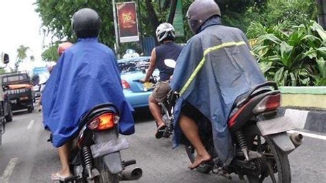 Viral Aturan Pengendara Sepeda Motor Dilarang Pakai Sandal Jepit Saat