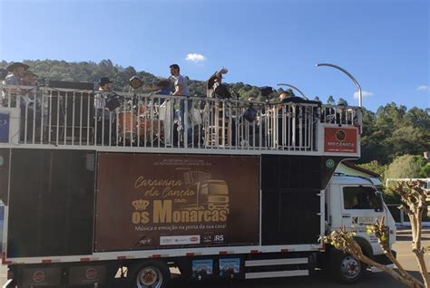 Projeto Caravana Da Can O Leva Alegria Pelas Ruas De Tr S Arroios