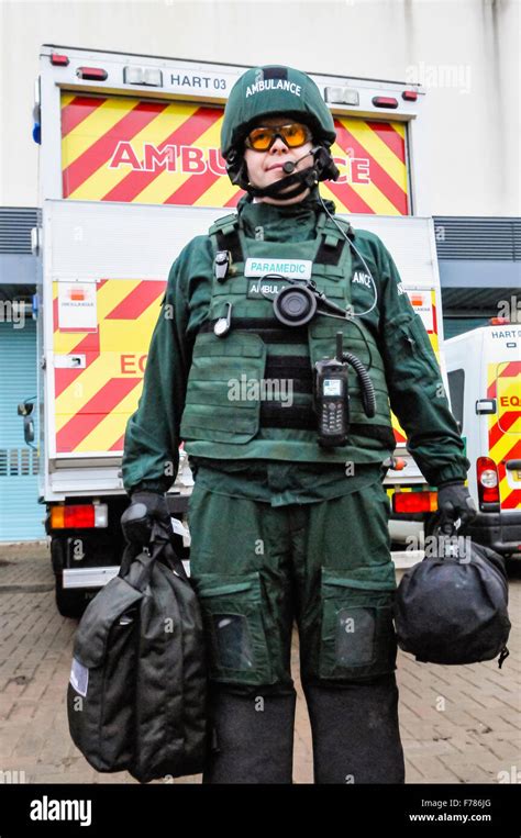 Northern Ireland 26th November 2015 A Paramedic As Part Of The Uk