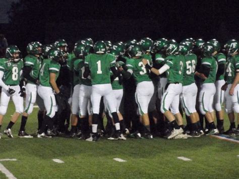 Football Homecoming Ends in Defeat For the Dalers | Farmingdale, NY Patch