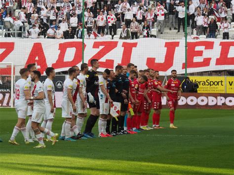 Terminarz PKO Ekstraklasy sezonu 2023 24 Kiedy derby kiedy grają