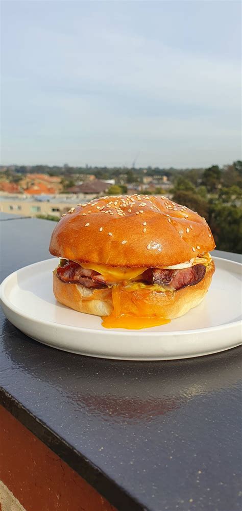 Lachie Strachans Recipe For The Ultimate Brekkie Burger