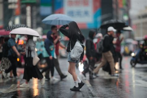 國家警報響！大雷雨炸2地 北北基16縣市大雨下到晚上 生活 中時新聞網