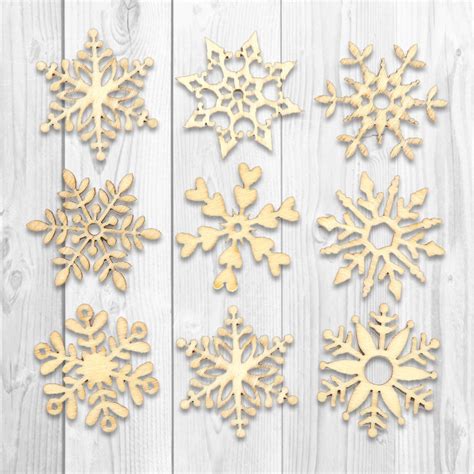 Mini Wooden Snowflake Toppers Wooden Snowflakes Christmas Crafts For