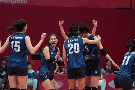 Việt Nams women volleyball team enter quarter finals of Asian Games