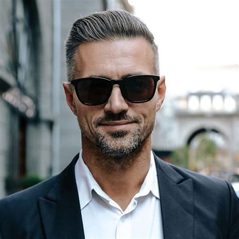 Gray Hair Dont Care 15 Fabulous Ways To Show Off Your Salt And Pepper Hair Mens Hairstyles