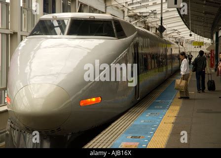 100 Series Shinkansen Stock Photo - Alamy