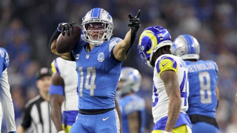 Lions Win 1st Playoff Game In 32 Years