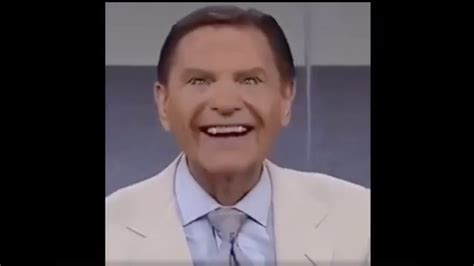 30 Seconds Of Kenneth Copeland Smiling And Entertaining Youtube