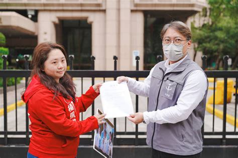 蔡壁如台中造勢提「封關民調」 楊佩樺赴中選會檢舉違反「選罷法」 臺北市 自由時報電子報