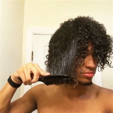 Combing Wet Curly Hair Is So Satisfying 🙌🏼 Do You Guys Comb Your Hair Wet Or Dry 🤔 Follow