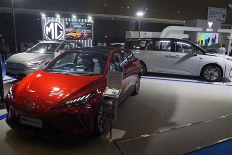 Deretan Mobil Listrik Mg Di Pameran Pevs Bawa Produk Rakitan