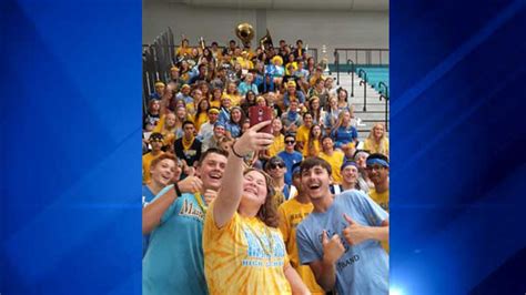 Friday Flyover Maine West High School Abc7 Chicago