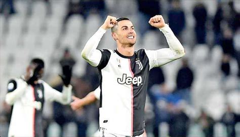 Ronaldo Double Fires Juventus Four Points Clear With Parma Win Daily Ft