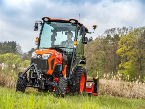 George Browns Kubota LX351 Tractor 35hp HST CAB George Browns