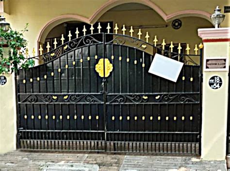 Modern Painted Stainless Steel Entrance Gate At Rs Square Feet In