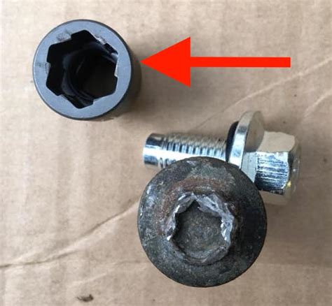 How To Remove A Rounded Nut From A Tight Space Best Methods