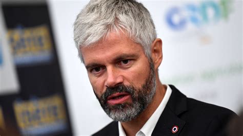 Aides Pour Le Pass Navigo Laurent Wauquiez Menace De Saisir La Justice