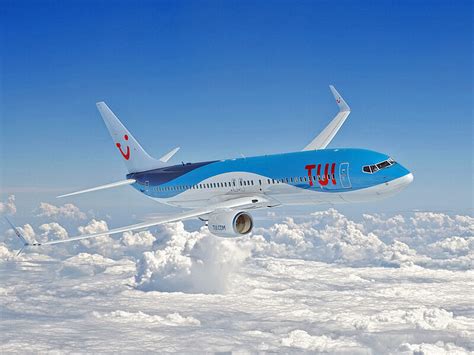 Tui Fly Feiert 50 Geburtstag Touristik Aktuell Fachzeitung Für