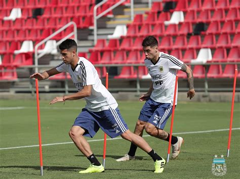 El equipo que paró Scaloni en la Selección Argentina para enfrentar a