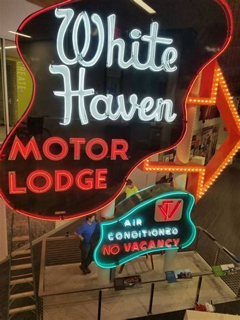 White Haven Motor Lodge Neon The Overland Park Ks Motel Was Torn