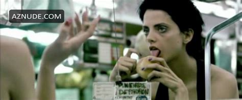 20 CENTIMETERS NUDE SCENES AZNude