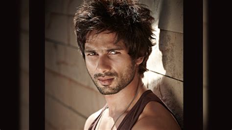 Arjun Reddy Hindi Remake Starring Shahid Kapoor In Vijay Devarakondas