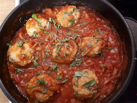 Boulettes De Veau Au Parmesan Sauce Tomate Au Basilic Artofit