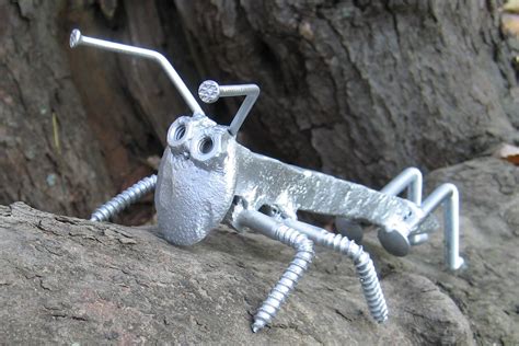 Welded Grass Hopper From Rail Road Spike And Nails Welding Crafts