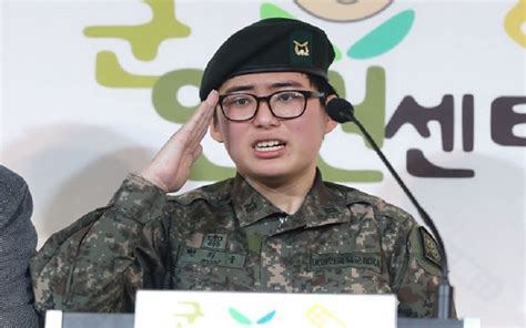 Tentara Korea Selatan Bunuh Diri Setelah Dipecat Karena Ganti Kelamin