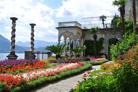 Villa Monastero Varenna E Giardino Botanico Ville Lago Di Como