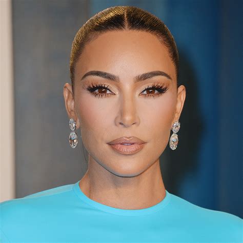 How To Apply Makeup To Look Like Kim Kardashian Saubhaya Makeup