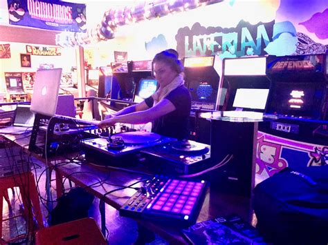 Seattle DJ Academy - Home