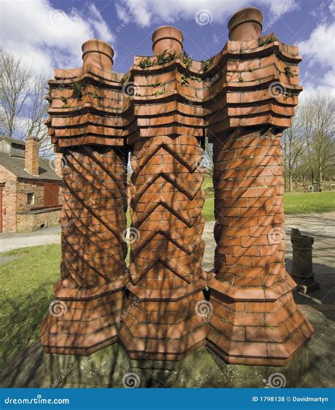 Historic Buildings At Tower Of London Historic Castle On The North Bank