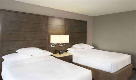 DoubleTree by Hilton Hotel Bloomington - Minneapolis South, 7800 Normandale Boulevard ...