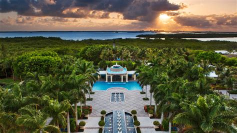 Pet-Friendly Hotels Bonita Springs | Hyatt Regency Coconut Point