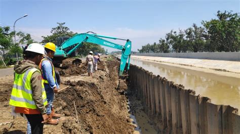 Proyek Saluran Irigasi Waduk Rentang Indramayu Jawa Barat