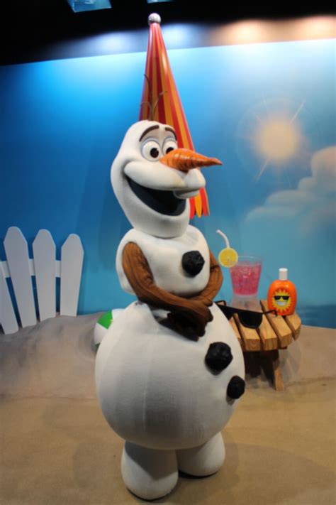 5 Must Dos For The Ultimate Olaf Fan