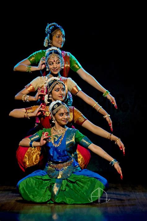 23 best Bharatanatyam poses images on Pinterest | Indian classical ...