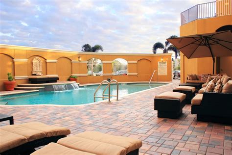 St. Pete Hotel Photos & Gallery | St. Petersburg Marriott Clearwater